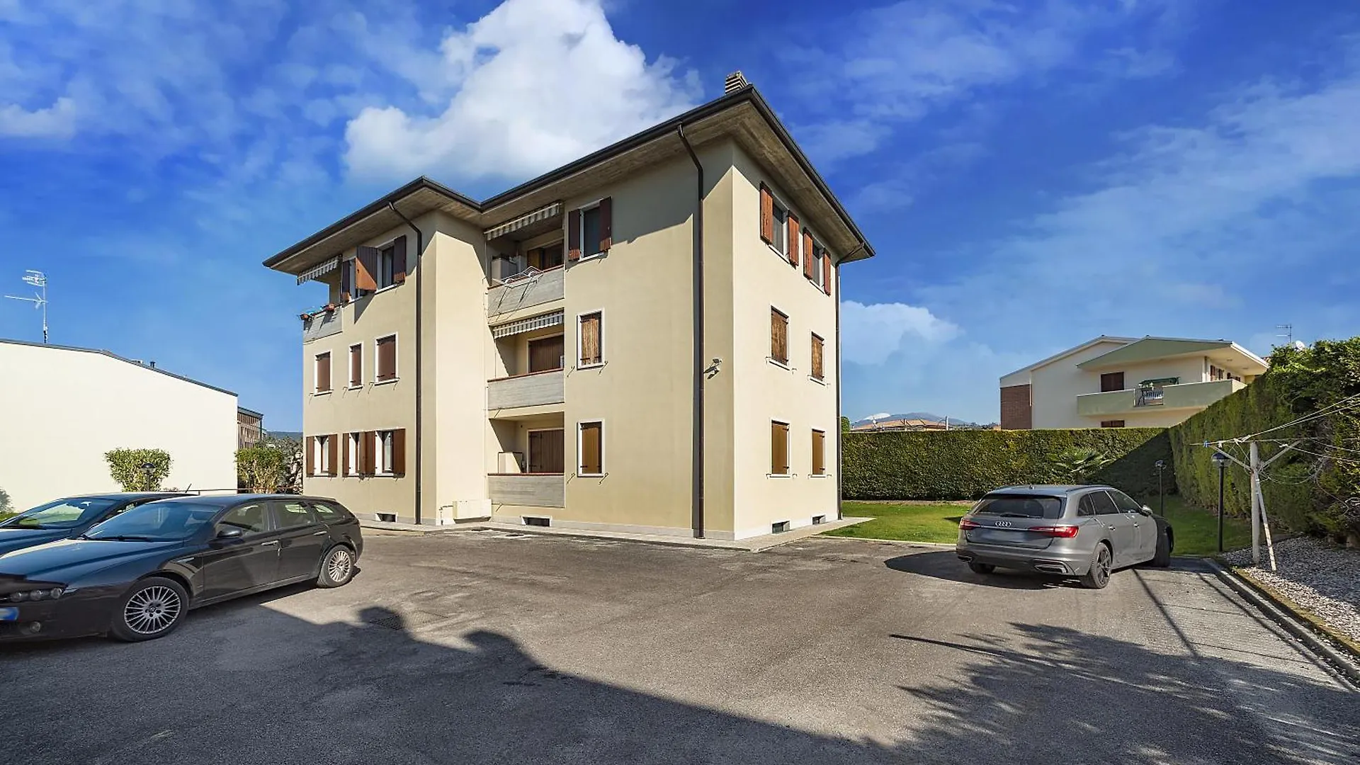 Residence San Zeno - Vicino Centro,Lago Parcheggio باردولينو إيطاليا
