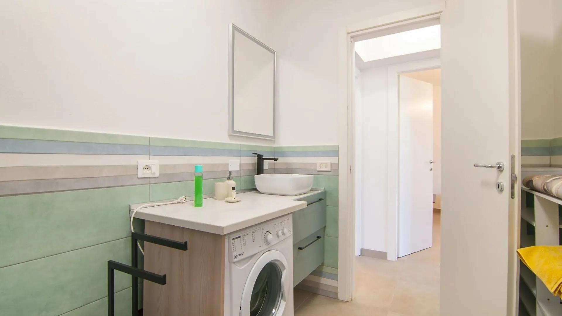 Apartment Residence San Zeno Vicino Centrolago Parcheggio Bardolino Italy